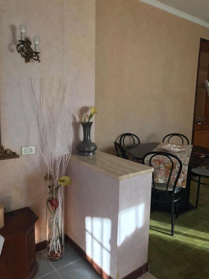 Villa Immersa Nel Verde A Lanzo dʼIntelvi エクステリア 写真